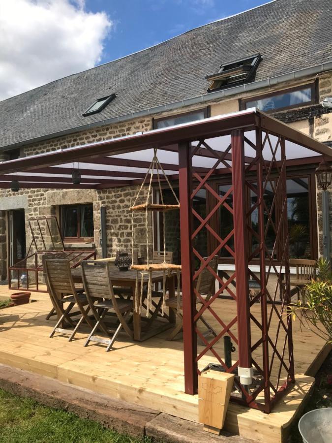 Le Jardin Des Fees Bed and Breakfast Savigny-le-Vieux Exteriör bild